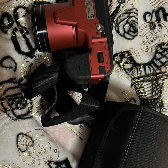 Only used once Minolta digital camera - Picture 4 of 13